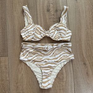 Solid & Striped Bikini. Medium top & large bottom